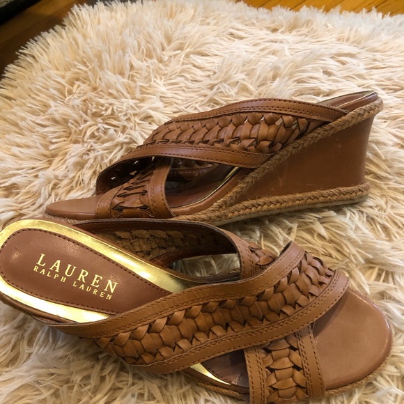 Brown wedge slip-ons - Picture 3 of 4